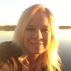 Meet your Posher, Stacy